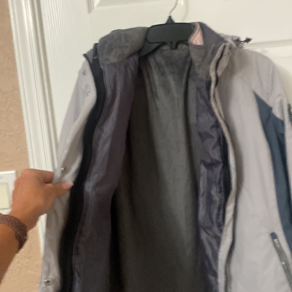 Free Country Jacket - Picture 2 of 9